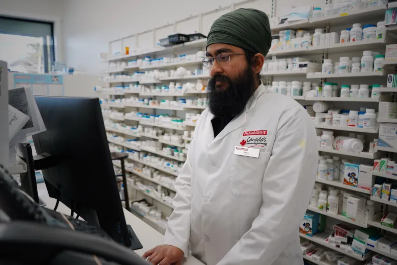 The Silent Gap in Your Care: What Happens When Your Pharmacist Doesn't Know the Full Picture